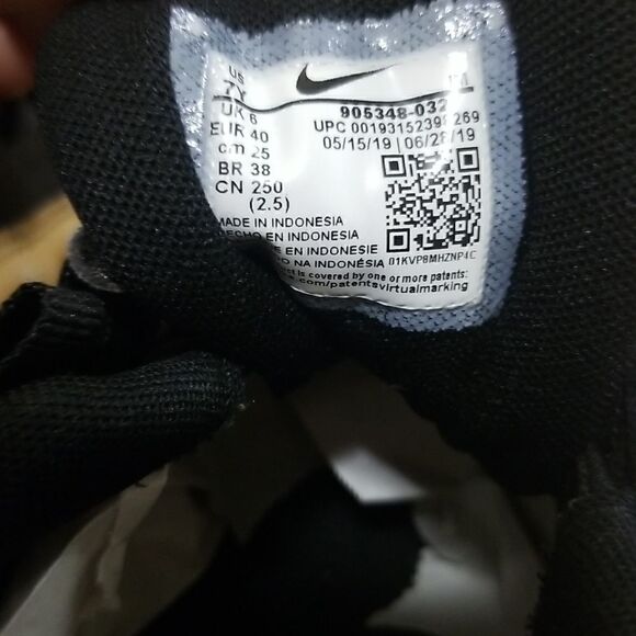 Nike Air Max 95 GS OG Black Metallic Gold Mens 7, Wmn's 8.5 - Picture 10 of 10